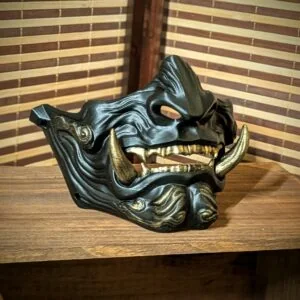 Demi-Masque Mempo Oni Noir, demi-masque japonais fait main par Dai Yokai