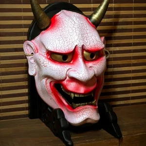 Masque Hannya Blanc Craquelé, masque japonais fait main par Dai Yokai