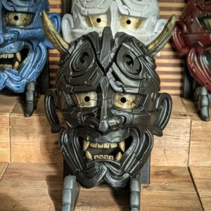 Masque Hannya Kezurata Noir, masque japonais fait main par Dai Yokai