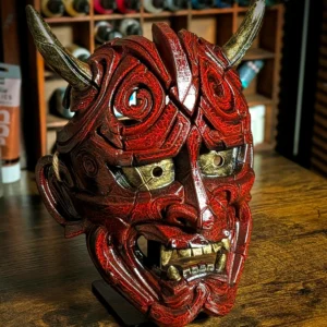 Masque Hannya Kezurata Rouge, masque japonais fait main par Dai Yokai