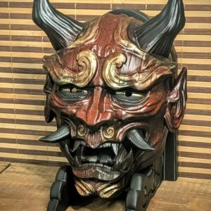 Masque Hannya Démon Rouge & Or, masque japonais fait main par Dai Yokai