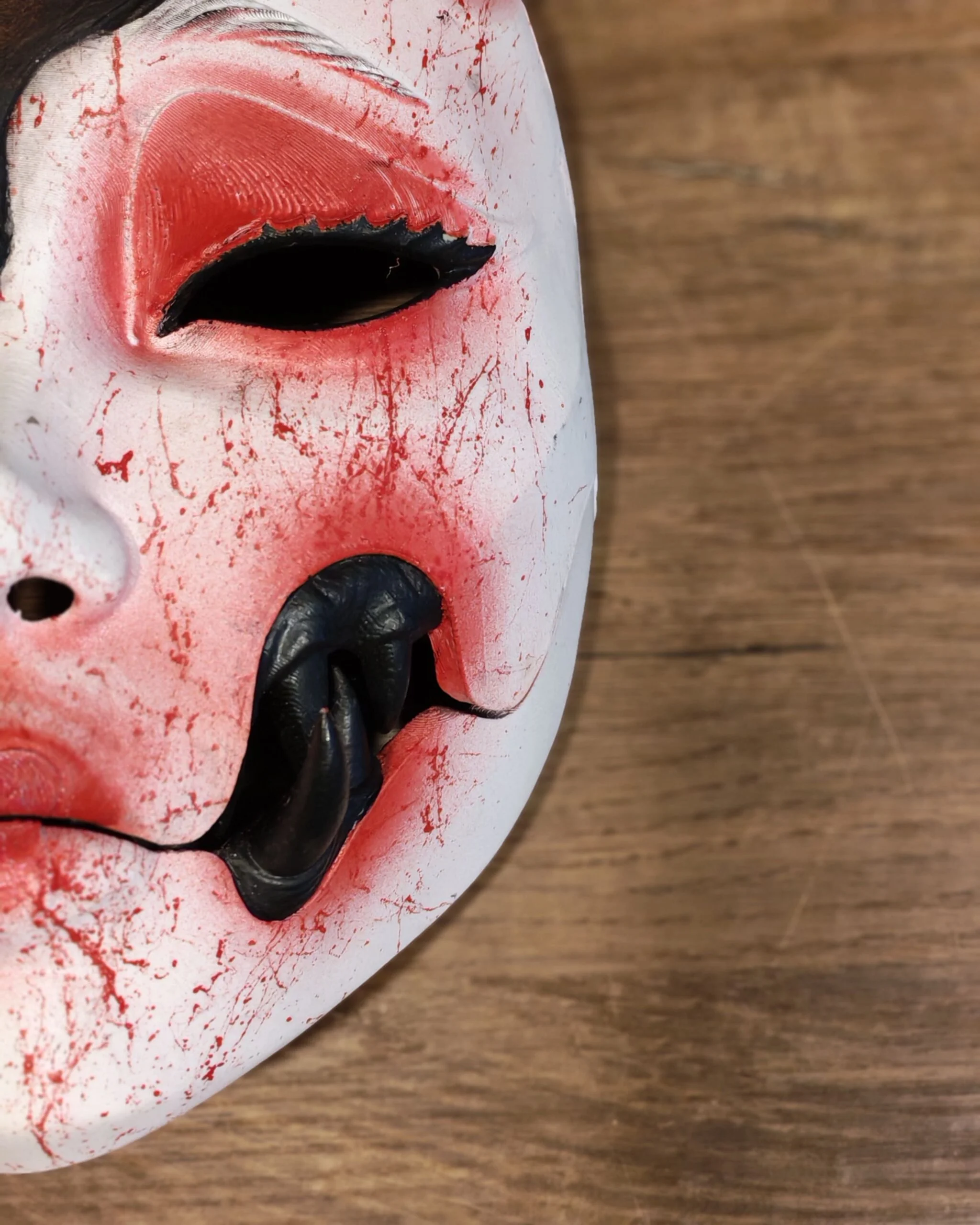 Masque Kuchisake x Adopte ton Poulpe Collab, masque japonais fait main par Dai Yokai, vue produit 11